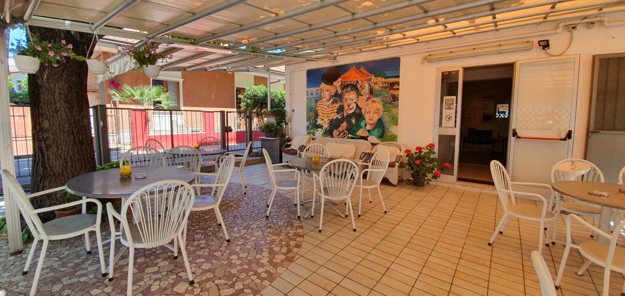 Hotel Eleonora Rimini Exterior photo