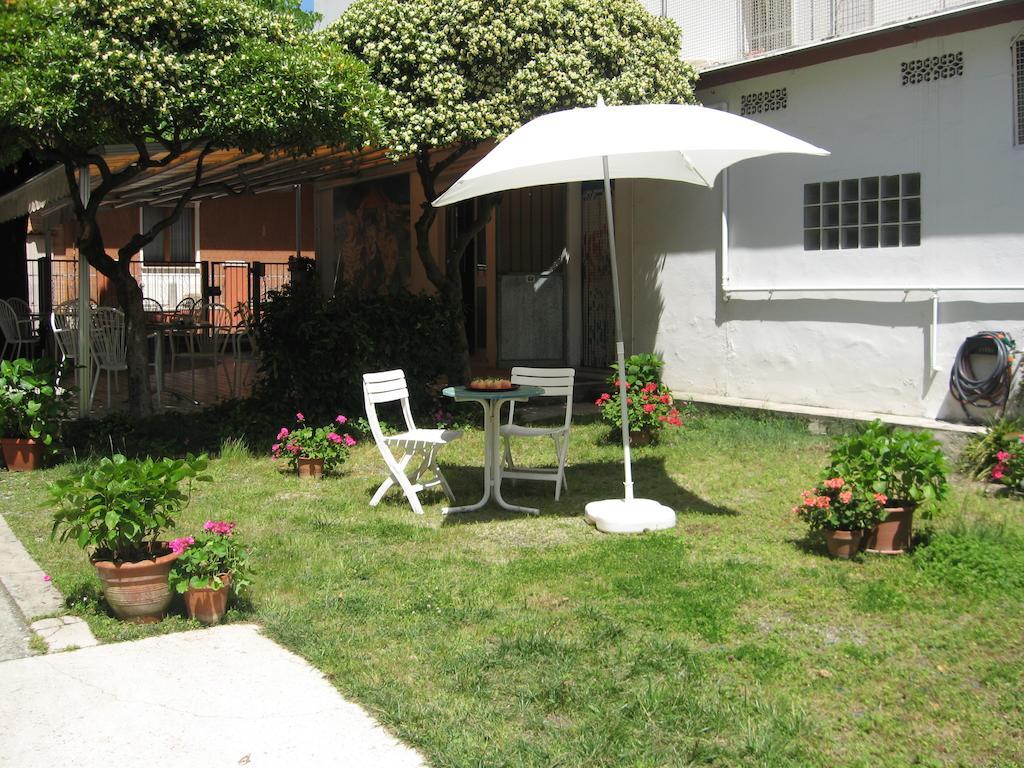 Hotel Eleonora Rimini Exterior photo